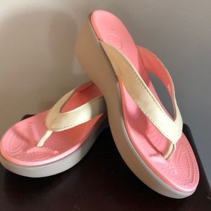 💥Croc Leather Capri Flip Wedges